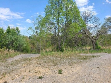 Commercial Property located in a high traffic area. 2 minutes to - photo 18
