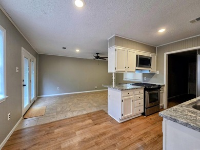 Additional listing photo 4