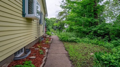 This is your chance to own a meticulously well cared for home on - photo 12