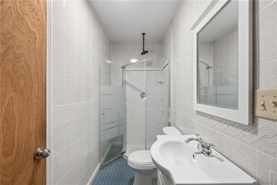 Welcome ladies and gentlemen to the charming 43 New Britain - photo 17