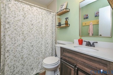 Square footage is 1109. Tax records are incorrect. Perfect - photo 19