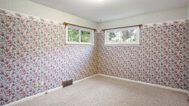 This is your chance to own a meticulously well cared for home on - photo 26