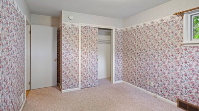 This is your chance to own a meticulously well cared for home on - photo 27