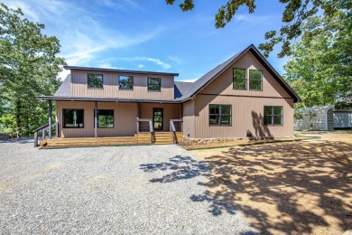 Greers Ferry Lake Home For Sale in Higden Arkansas