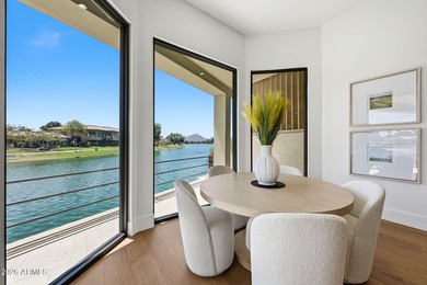 EXQUISITE Lakefront home in the exclusive gated community of Las - photo 18