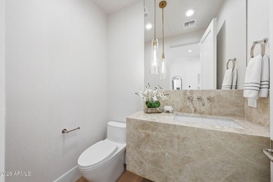 EXQUISITE Lakefront home in the exclusive gated community of Las - photo 21
