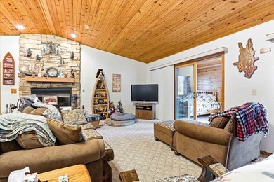 Lakefront Living on Castle Rock Lake - Rustic Charm! Experience - photo 21