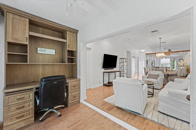 Bright, immaculate, 2- bedroom, 2-bath villa is the perfect - photo 23