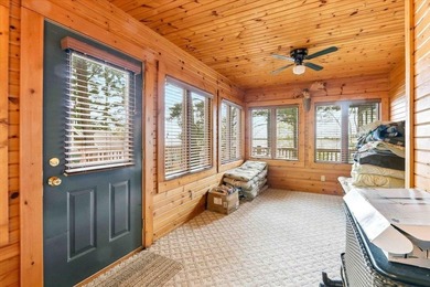 Lakefront Living on Castle Rock Lake - Rustic Charm! Experience - photo 28