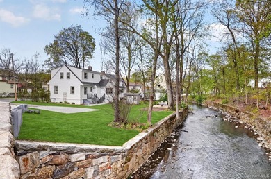 Welcome to this beautifully maintained two-family duplex - photo 39