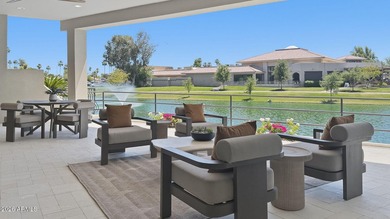 EXQUISITE Lakefront home in the exclusive gated community of Las - photo 41