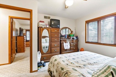 Lakefront Living on Castle Rock Lake - Rustic Charm! Experience - photo 43