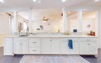 Are you looking for space, an amazing price and convenience to - photo 10