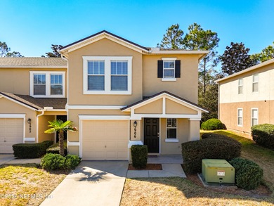 Lake Ridge Condo For Sale in Fleming Island Florida