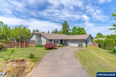 (private lake, pond, coastal) Home For Sale in Salem Oregon