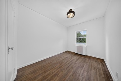 Perfectly situated in the heart of desirable Forest Hills, this - photo 11