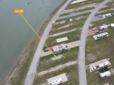 Waterfront 3,311sq ft in Peninsula Point - photo 5