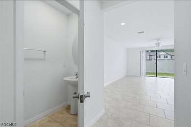 Well Maintained 3 Bedroom 2 1/2 Bath Townhome located in the - photo 8