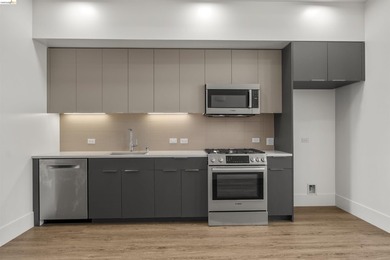 Stunning two bedroom and two bathroom Brand-New Construction in - photo 4