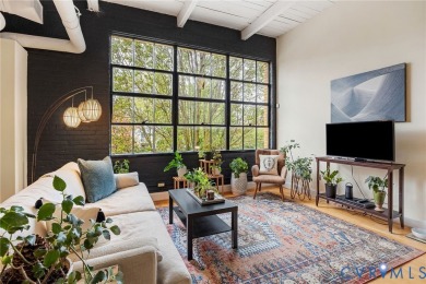 Church Hill GEM!! Rarely available residence style in historic