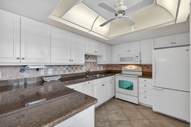 Beautiful 2-bedroom 2-bath furnished *Catamaran I* condo at - photo 6