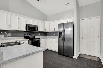 Wonderful 3 bedroom, 2 bath ranch home located in the highly - photo 15