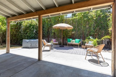 Tucked away on a quiet private cul-de-sac in the heart of Live - photo 28