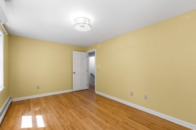 Enjoy easy living in this three bedroom, two and one-half - photo 30