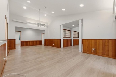 Unique two-building property offering flexibility for a variety - photo 37