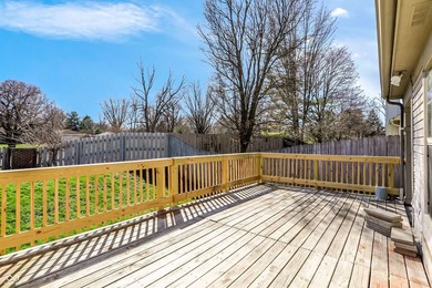 Wonderful 3 bedroom, 2 bath ranch home located in the highly - photo 40