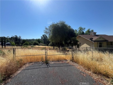Lake Lot For Sale in Oroville, California