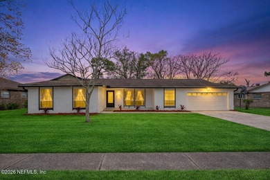 St. Johns River Home Active Under Contract in Jacksonville Florida