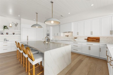 A New Standard of Luxury...Welcome to 13542 Sunset Lakes Circle - photo 11