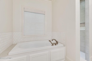 Welcome to this stunning modern one-story home, built in 2022 - photo 16