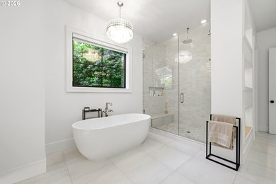 Built in 2024, this custom luxury estate in Lake Oswego's - photo 17