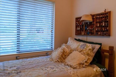 Tucked among towering pines in a quiet Weaverville neighborhood - photo 32