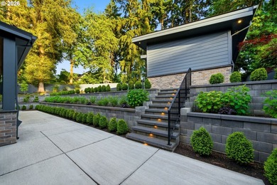 Built in 2024, this custom luxury estate in Lake Oswego's - photo 40