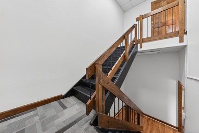 Exceptional investment and owner-user opportunity in the heart - photo 43