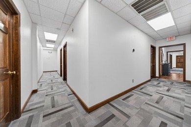 Exceptional investment and owner-user opportunity in the heart - photo 49
