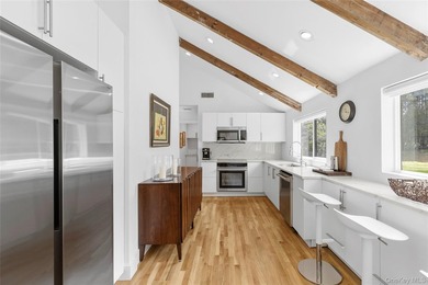 Thoughtfully renovated Southampton property set behind an - photo 5