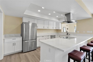 5 beds ** 2076 sq ft ** Fully Renovated **OWNED SOLAR *** that - photo 5