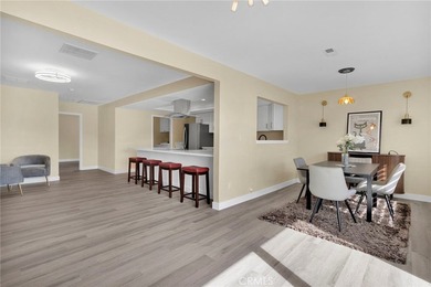 5 beds ** 2076 sq ft ** Fully Renovated **OWNED SOLAR *** that - photo 10