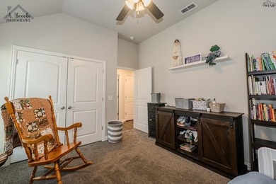 Home is priced below CAD value. Beautiful three bedroom, 2 bath - photo 12