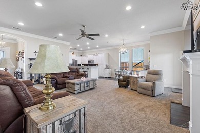 Home is priced below CAD value. Beautiful three bedroom, 2 bath - photo 14