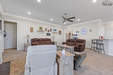 Home is priced below CAD value. Beautiful three bedroom, 2 bath - photo 15