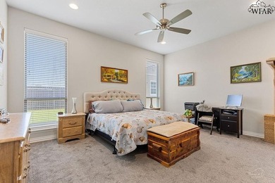 Home is priced below CAD value. Beautiful three bedroom, 2 bath - photo 25