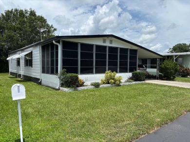 (private lake, pond, creek) Home For Sale in Dundee Florida