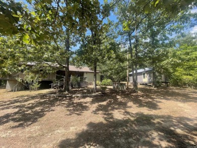 Greers Ferry Lake Home For Sale in Edgemont Arkansas