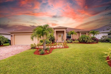 (private lake, pond, creek) Home For Sale in Port Saint Lucie Florida