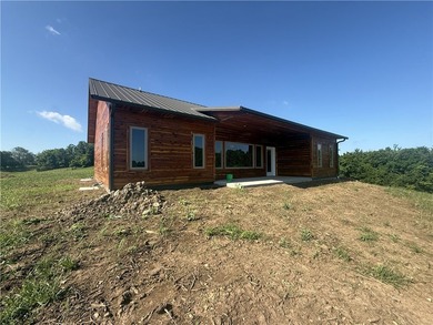 Experience the beauty of the Ozarks in this thoughtfully - photo 14